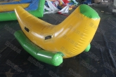 水上充气玩具_充气香蕉船_充气水滑梯|两人香蕉船
